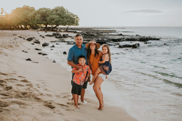 Meet your Posher, April - Picture 1 of 1